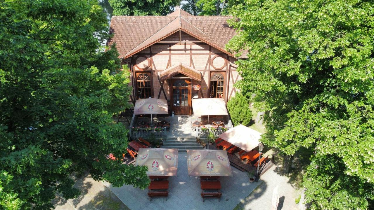 Penzion Restaurace Ostrov Písek Esterno foto